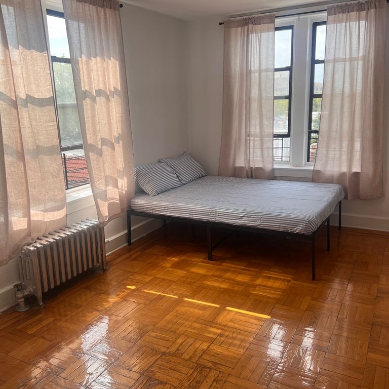 1 спальня в Brooklyn